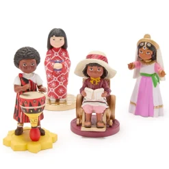 ''it's a small world'' Figure Set