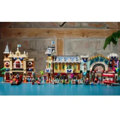 LEGO® Disney Main Street U.S.A. 43302