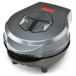 The Mandalorian Mini Waffle Maker – Star Wars: The Mandalorian