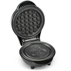 The Mandalorian Mini Waffle Maker – Star Wars: The Mandalorian