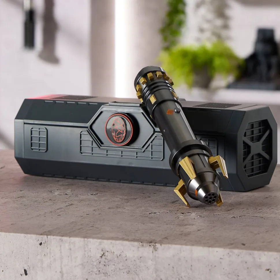 The Ren LIGHTSABER Hilt – Star Wars: Galaxy's Edge